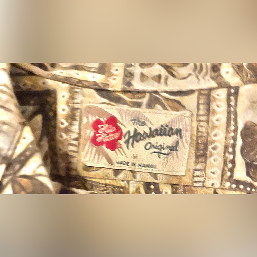 Men’s Medium Bundle Five Items Include Shorts And… - image 6